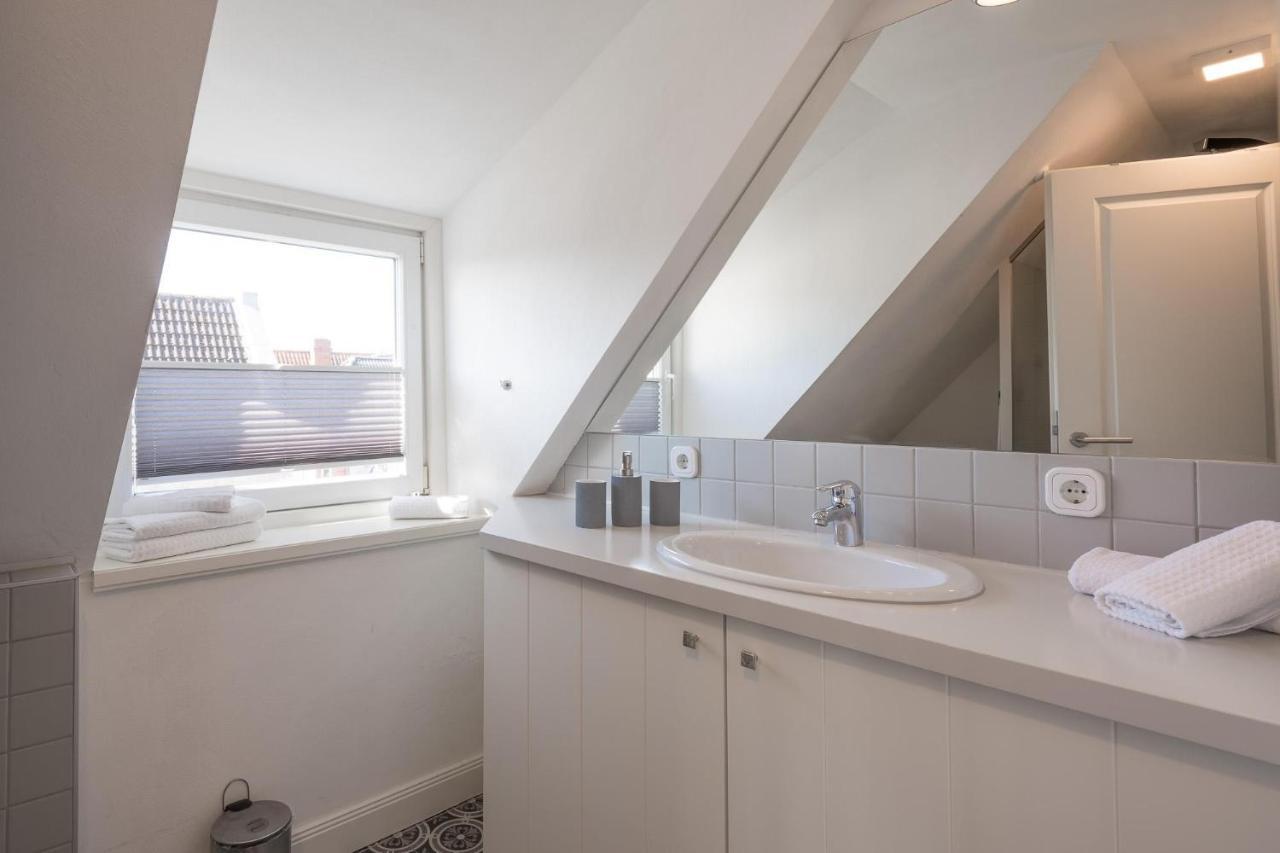 Apartmenthaus Theodor Storm - Unter Sternen Husum  Ngoại thất bức ảnh