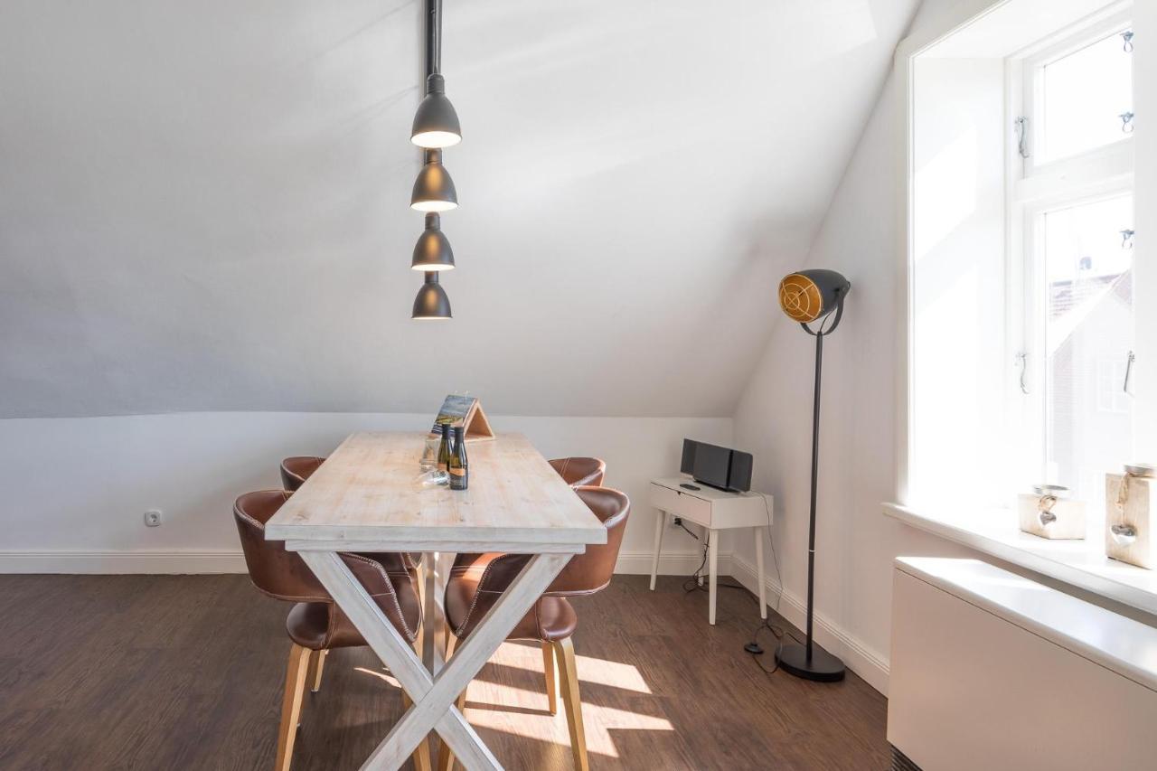 Apartmenthaus Theodor Storm - Unter Sternen Husum  Ngoại thất bức ảnh